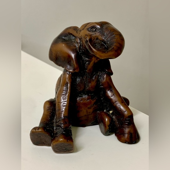 Vintage Mid Century Antique Sitting Playful Baby Elephant Figurine Statue - Picture 14 of 16